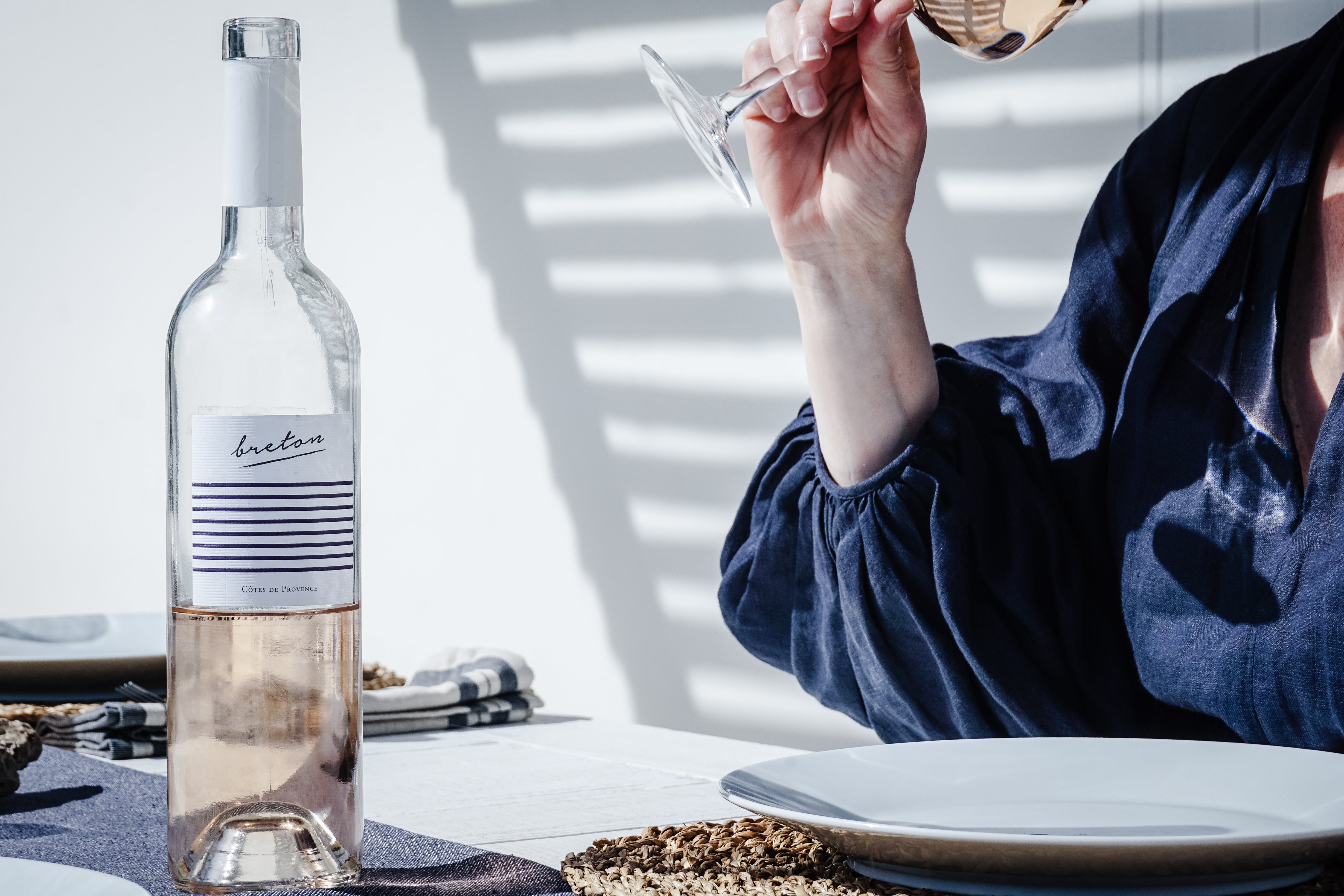 Cotes de provence french rosé wine 
